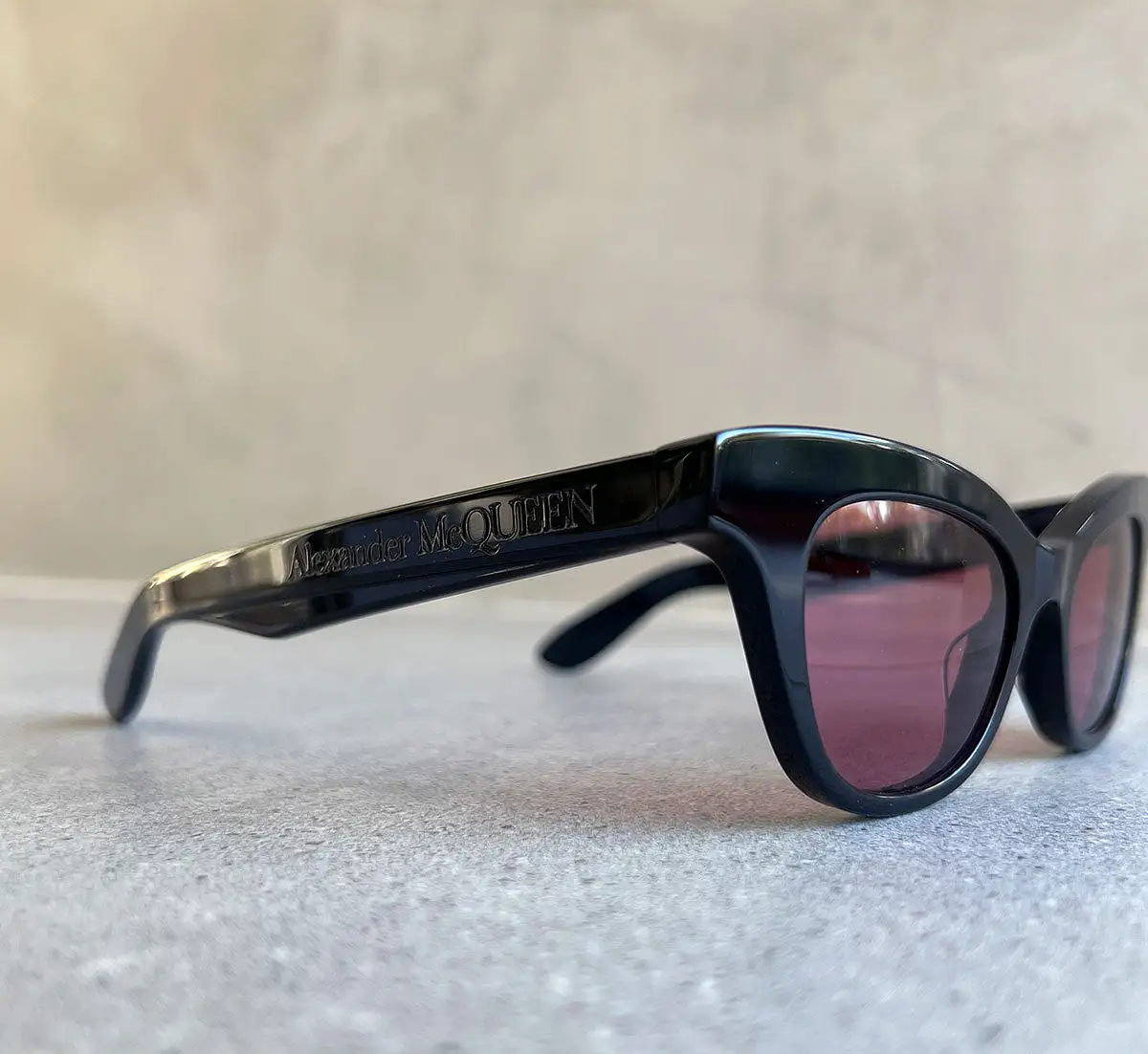 AMQ AM0381S Sunglasses, Black/Pink