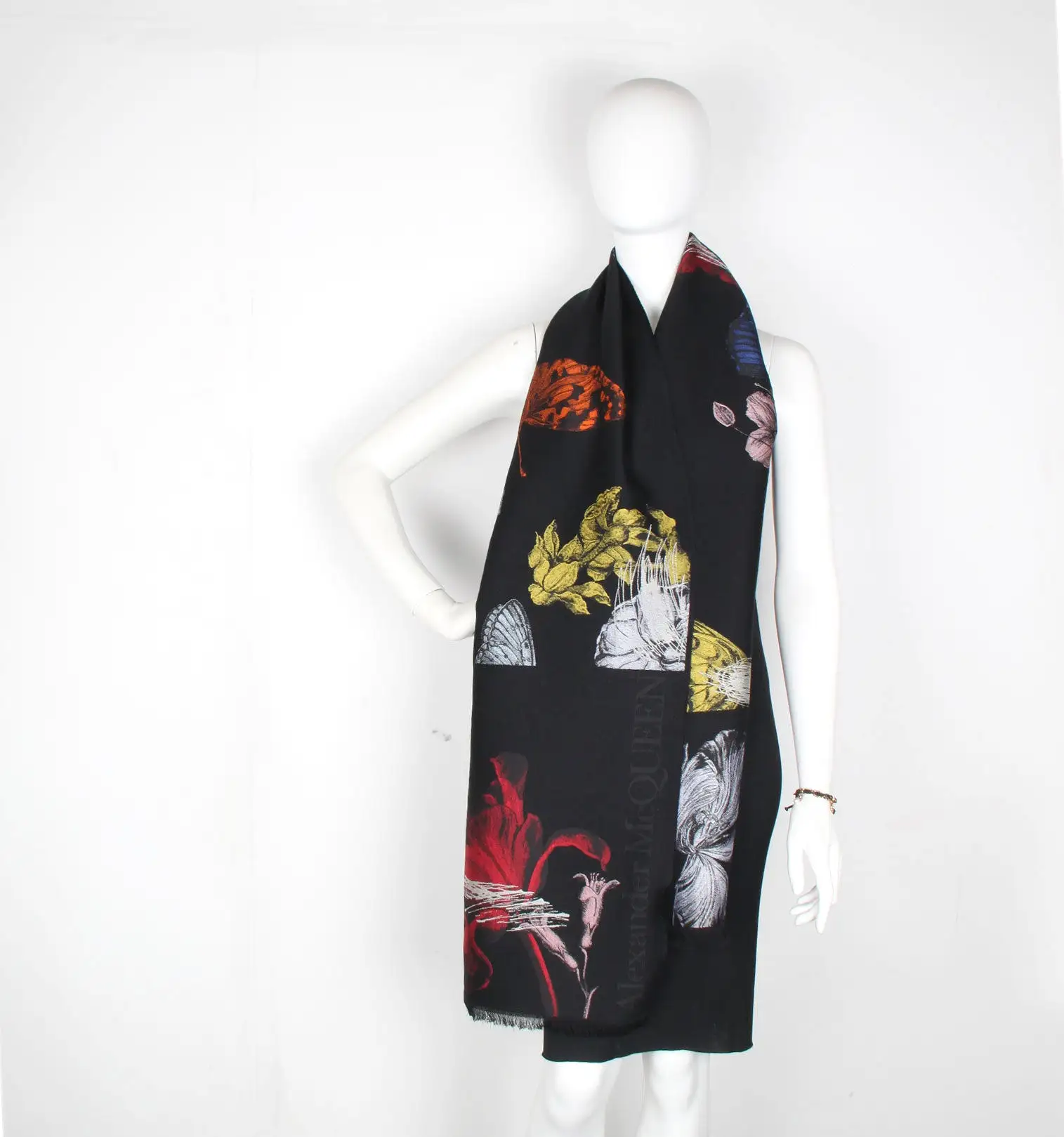 Botanical Reel Scarf, Black/Red