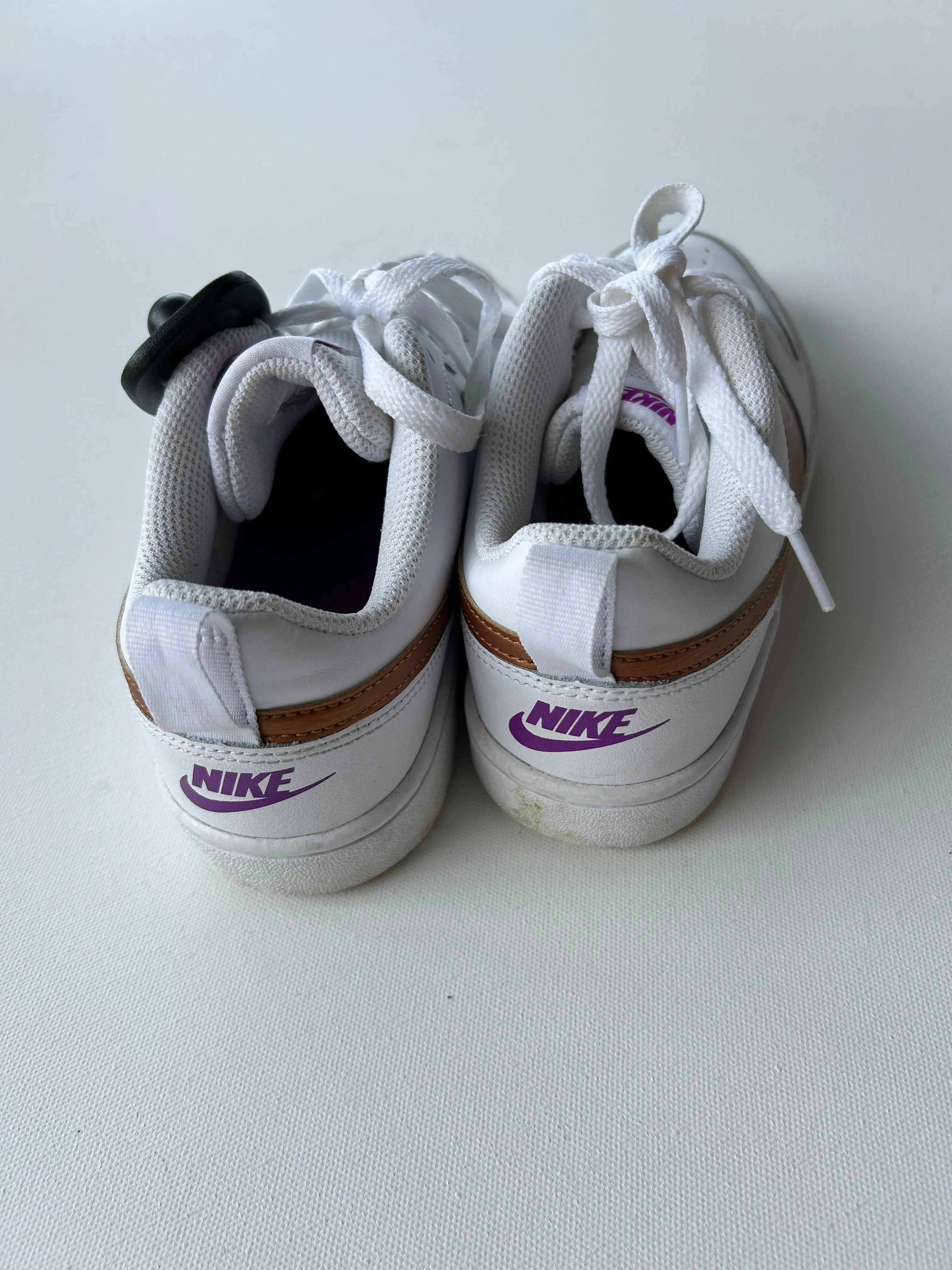 Nike Casual Shoes Womens 6.5