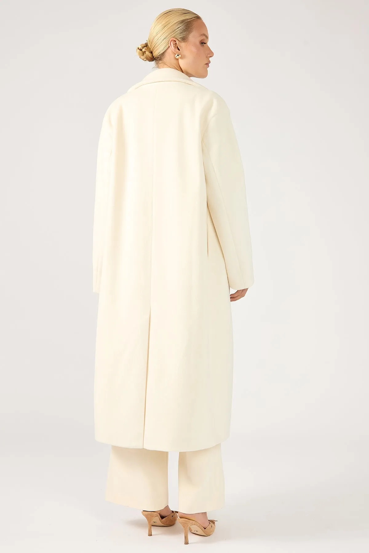 Perfect Stranger Ultimatum Long Line Coat Cream