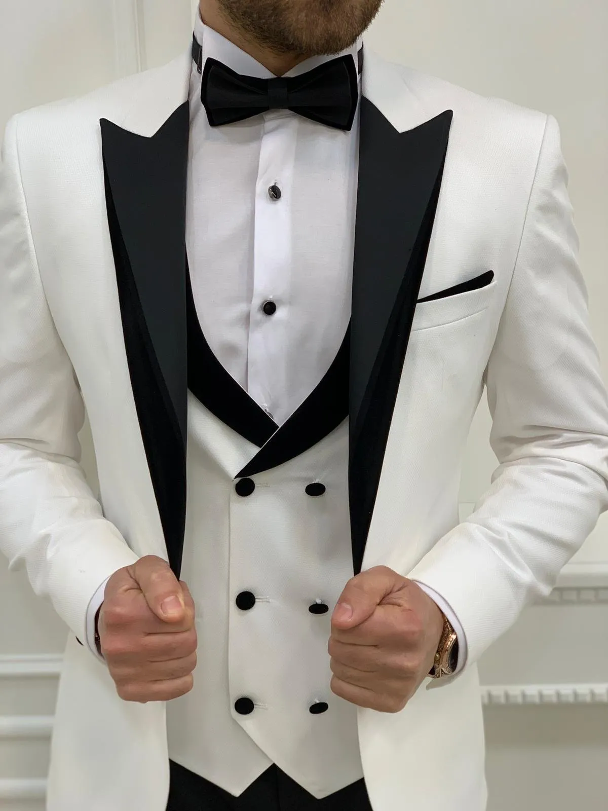 Petrucci Royal White Slim Fit Tuxedo