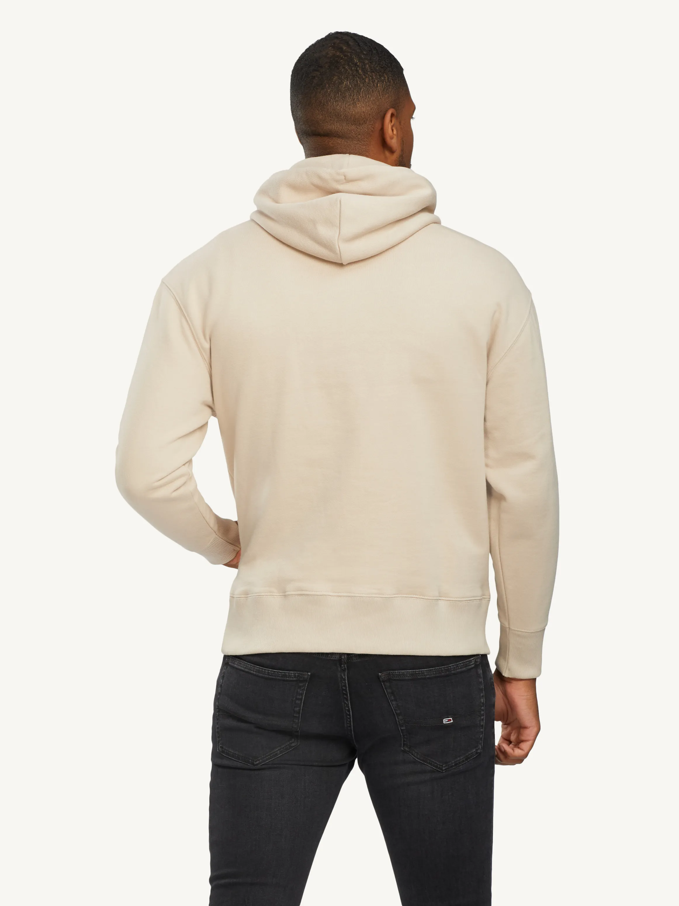 Tommy Badge Hoodie | Sweatshirts & Hoodies | Tommy Hilfiger