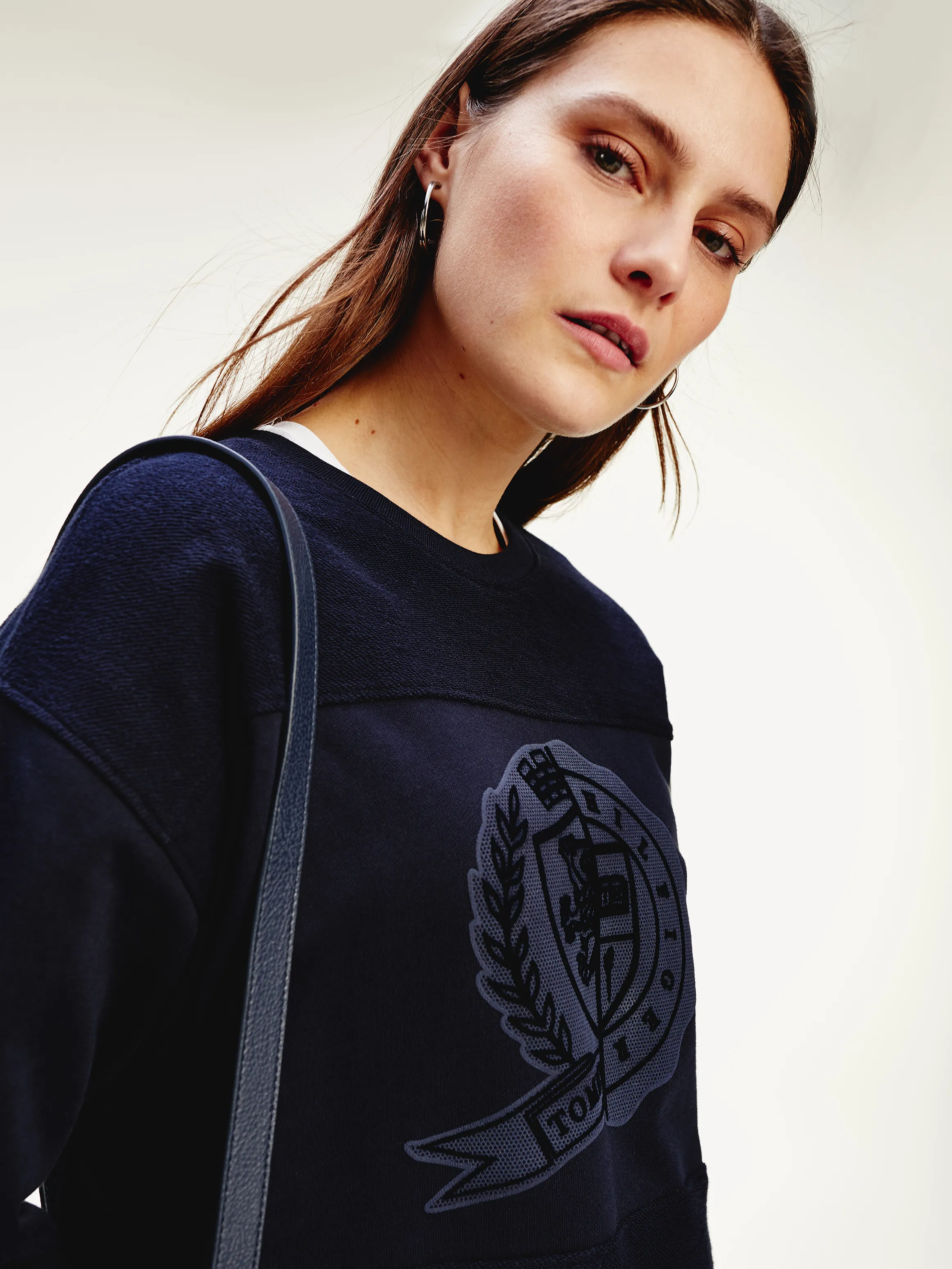 Tommy Icons Crest Sweatshirt | Sweatshirts & Hoodies | Tommy Hilfiger